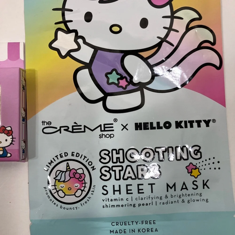 Hello Kitty Cosmetics/Mask